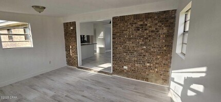 137 Santee Dr in Panama City, FL - Building Photo - Building Photo