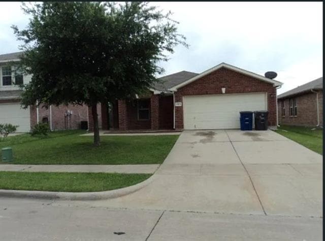 2108 Royal Acres Trail