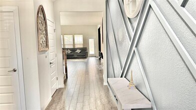 9809 Betulla Dr in Austin, TX - Building Photo - Building Photo