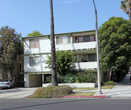 420 Washington Ave in Santa Monica, CA - Building Photo - Building Photo