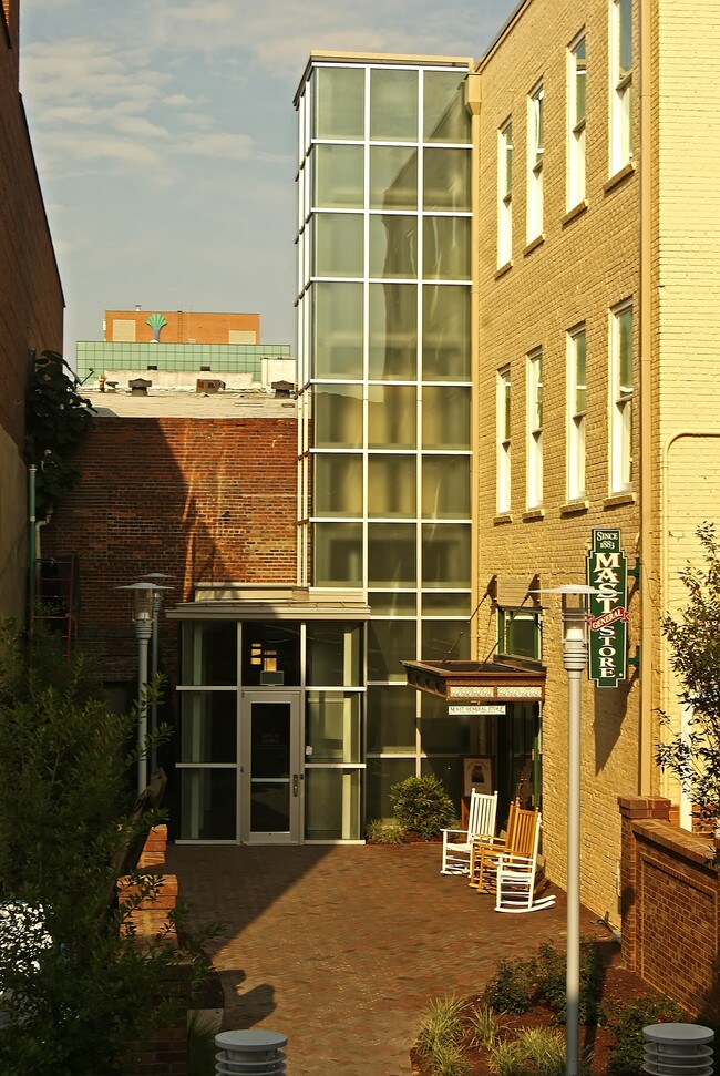 Lofts at Lourie's in Columbia, SC - Building Photo - Building Photo