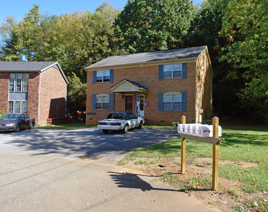 804 Teaberry Rd in Knoxville, TN - Building Photo
