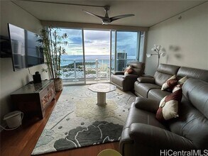 1296 Kapiolani Blvd in Honolulu, HI - Building Photo - Building Photo