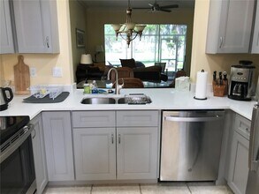 5600 W Long Common Ct in Sarasota, FL - Foto de edificio - Building Photo