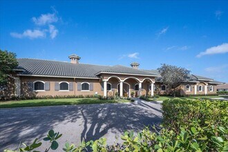 3509 Grand Prix Farms Rd in Wellington, FL - Building Photo - Building Photo