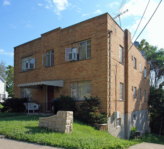 224 Ridgeway Ave in Southgate, KY - Foto de edificio - Building Photo