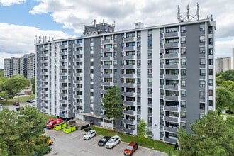 Tobermory Terrace in Toronto, ON - Building Photo - Building Photo