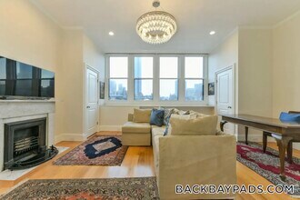 214 Beacon St, Unit 3 in Boston, MA - Building Photo - Building Photo