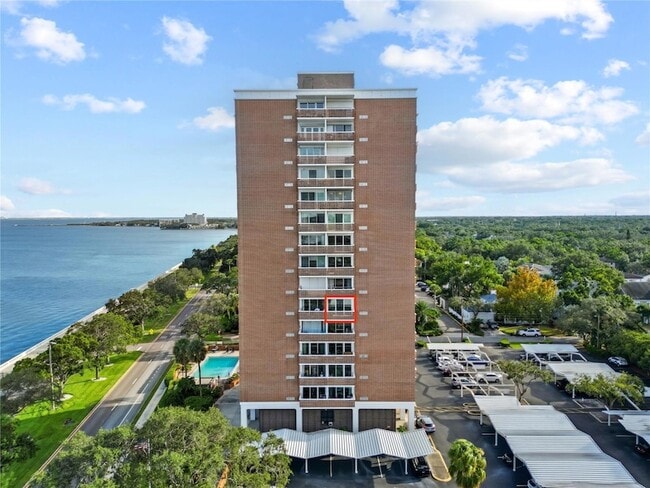 property at 4015 Bayshore Blvd