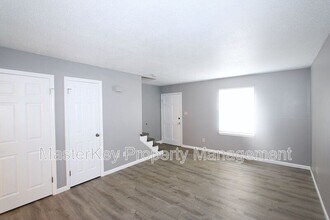 1242 Donaldson Ct in Cary, NC - Building Photo - Building Photo