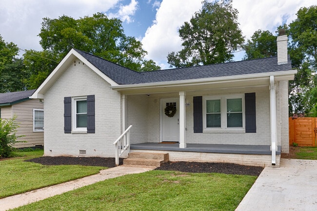 2806 Union Dr NW in Huntsville, AL - Building Photo - Building Photo
