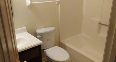 3126 Tyndall Dr in Valdosta, GA - Building Photo - Building Photo