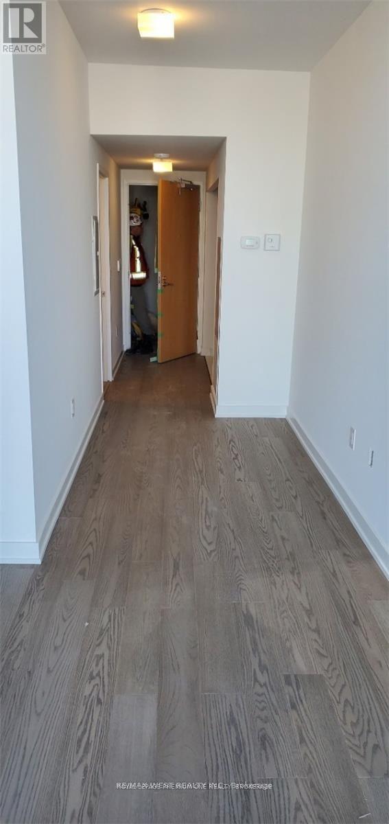 property at 11-2911 Wellesley St W