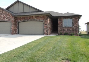 Summerside Duplexes in Bel Aire, KS - Building Photo
