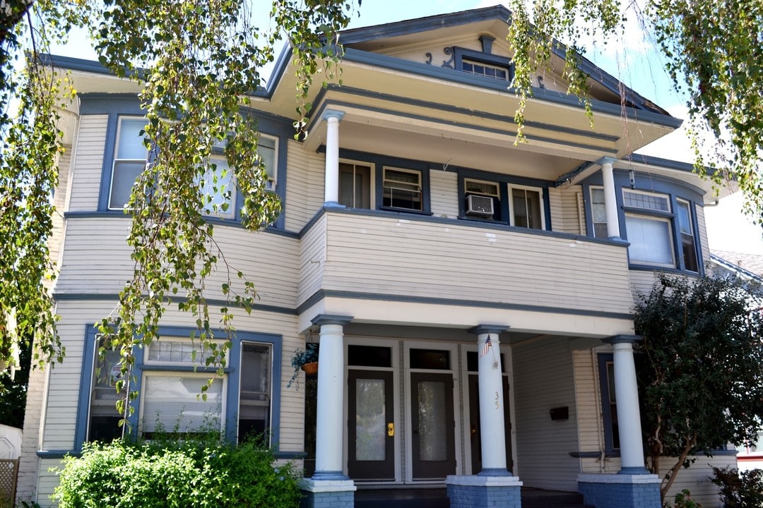 35 S 12th St in San Jose, CA - Building Photo