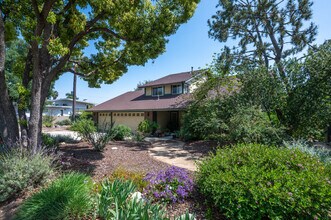 124 Sequoia Ct in Claremont, CA - Building Photo - Building Photo