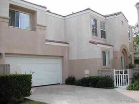 750 Caminito Estrella in Chula Vista, CA - Building Photo