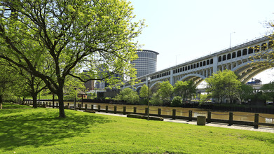 Left Bank Building in Cleveland, OH - Building Photo - Building Photo