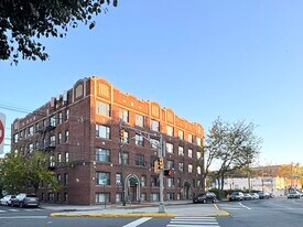 1870 John F. Kennedy Blvd in Jersey City, NJ - Building Photo