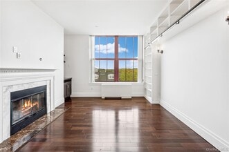 1 Scarsdale Rd in Eastchester, NY - Building Photo - Building Photo