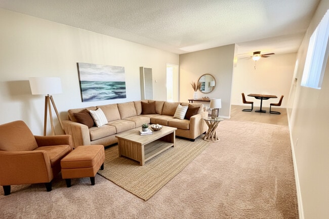 Le Chateau Apartments