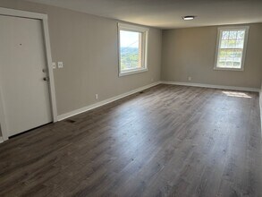 2109 Summitt Ave in Nashville, TN - Building Photo - Building Photo