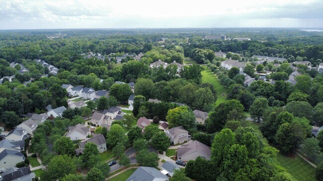 9909 Adelie Ct in Cornelius, NC - Building Photo - Building Photo