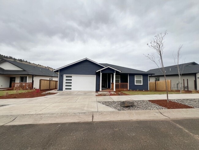 property at 1164 W Ridge Dr