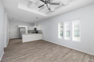 8 Retama Ln in Weslaco, TX - Building Photo - Building Photo