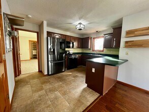 9101 Olmston Dr in Fort Wayne, IN - Building Photo - Building Photo