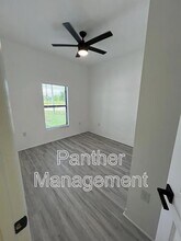 5042-5044 Bristo St in Lehigh Acres, FL - Building Photo - Building Photo