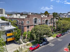 11939 Gorham Ave in Los Angeles, CA - Building Photo