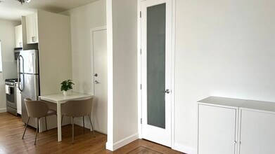 439 15th St in Miami Beach, FL - Building Photo - Building Photo