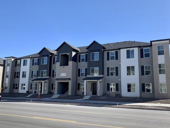 property at 3661 W 1500 N