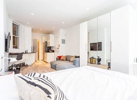 2090 Pacific Ave, Unit 17 in San Francisco, CA - Building Photo