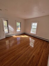 1 Cottage Row in Chelmsford, MA - Building Photo - Building Photo
