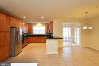 22676 Verde Gate Terrace in Brambleton, VA - Foto de edificio - Building Photo