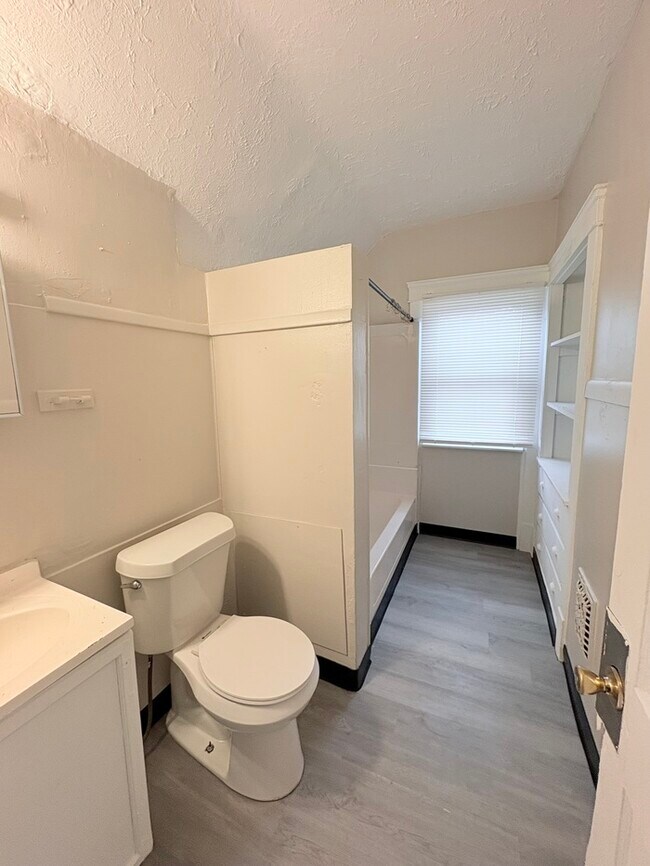 property at 3354 W 88th St