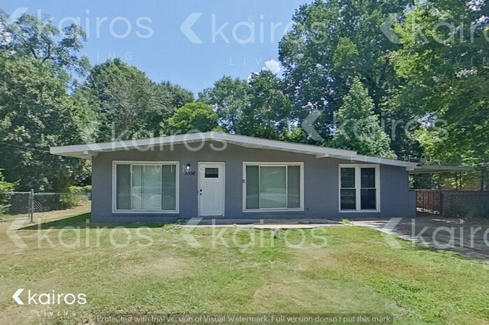 1008 Woodburn Dr in Columbus, GA - Building Photo