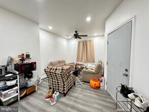 323 N Preston St in Philadelphia, PA - Building Photo - Building Photo