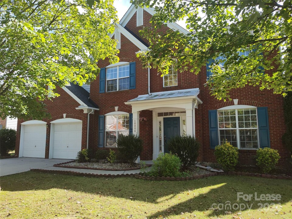 10804 Fountaingrove Dr in Charlotte, NC - Building Photo