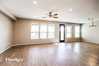 25515 Kensington Lk Dr in Porter, TX - Foto de edificio - Building Photo