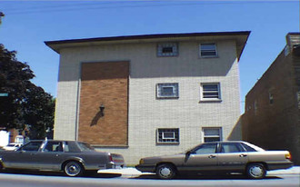 7038 W Belmont Ave Apartments