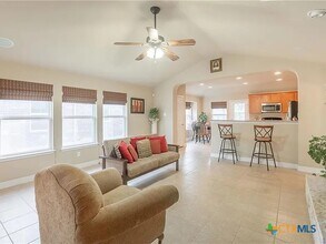 130 Mystic Hollow in Buda, TX - Building Photo - Building Photo