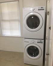 4 Adella Pl, Unit 1 in Boston, MA - Building Photo - Building Photo