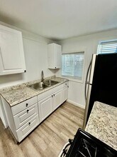3175-3175 Cedar St in San Diego, CA - Building Photo - Building Photo