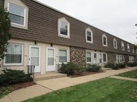 Valley View Townhomes in Onalaska, WI - Building Photo - Building Photo