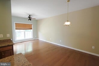 8170 McCauley Way in Lorton, VA - Building Photo - Building Photo