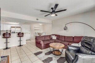 540 N May in Mesa, AZ - Building Photo