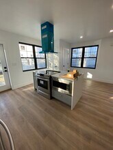 178 Hancock St, Unit Rear in Everett, MA - Building Photo - Building Photo